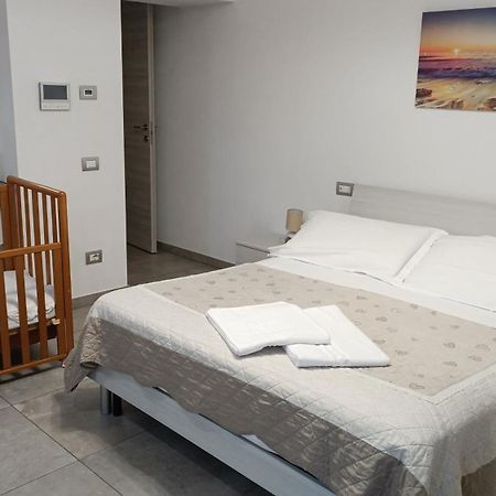Home Vittoria Lago Di كومو الغرفة الصورة