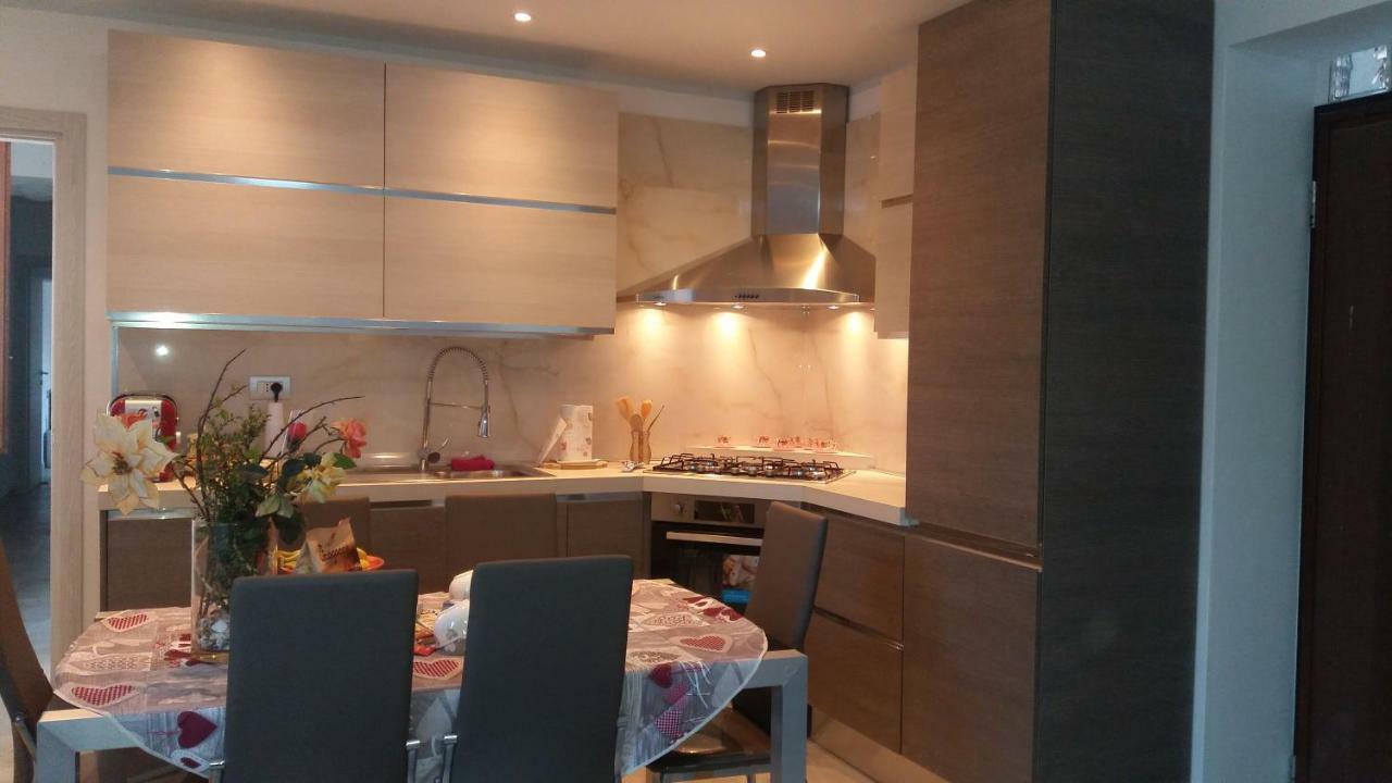 Home Vittoria Lago Di كومو المظهر الخارجي الصورة